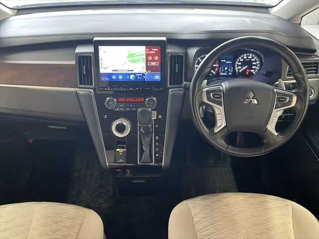 MITSUBISHI DELICA D:5 4WD 2019