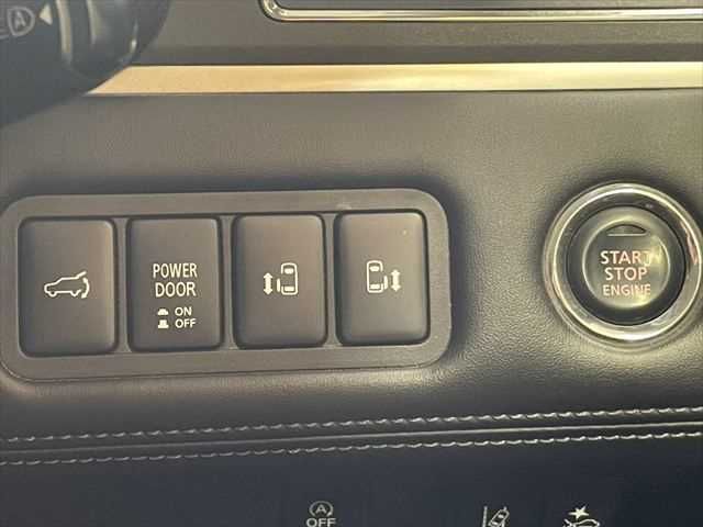 MITSUBISHI DELICA D:5 4WD 2019