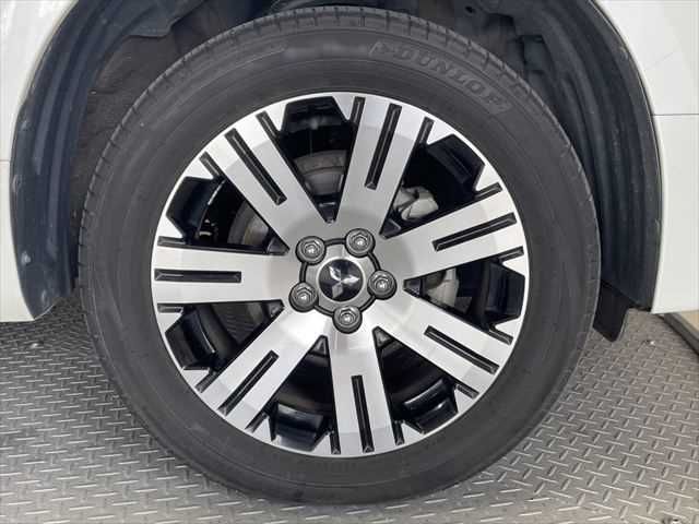 MITSUBISHI DELICA D:5 4WD 2019