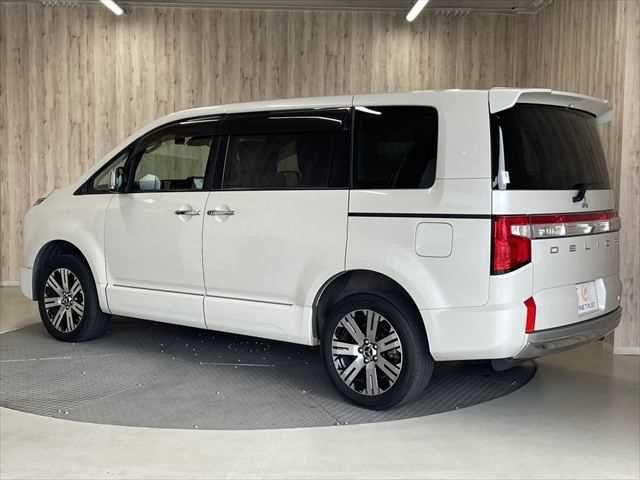 MITSUBISHI DELICA D:5 4WD 2019