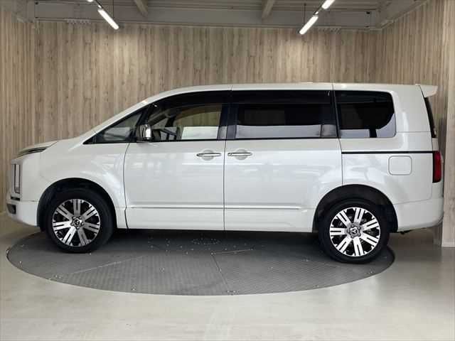 MITSUBISHI DELICA D:5 4WD 2019