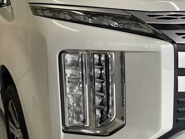 MITSUBISHI DELICA D:5 4WD 2019