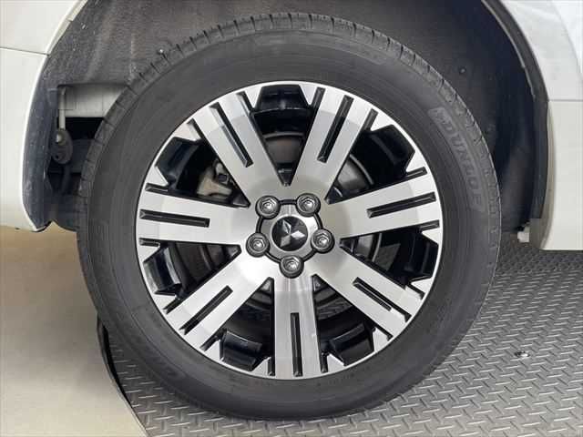 MITSUBISHI DELICA D:5 4WD 2019