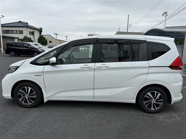 HONDA FREED plus HYBRID 2019