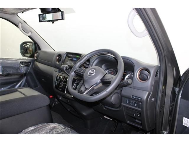 NISSAN CARAVAN van 2WD 2025