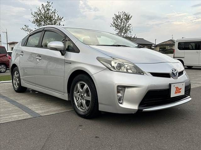 TOYOTA PRIUS 2014