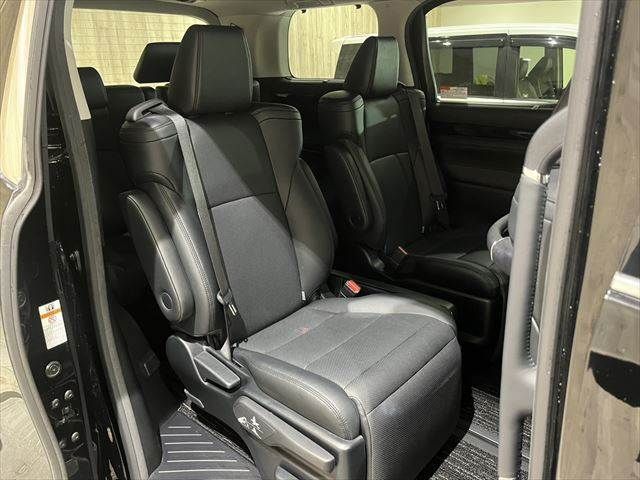 TOYOTA VELLFIRE  HYBRID 4WD 2019