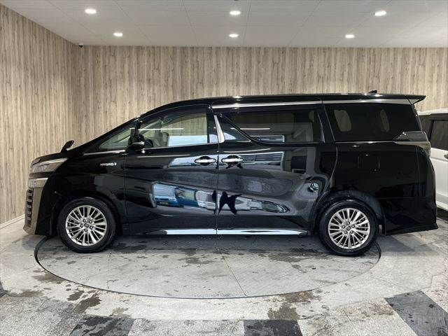 TOYOTA VELLFIRE  HYBRID 4WD 2019