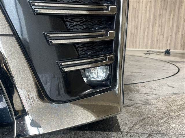 TOYOTA VELLFIRE  HYBRID 4WD 2019