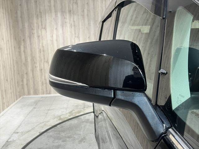 TOYOTA VELLFIRE  HYBRID 4WD 2019