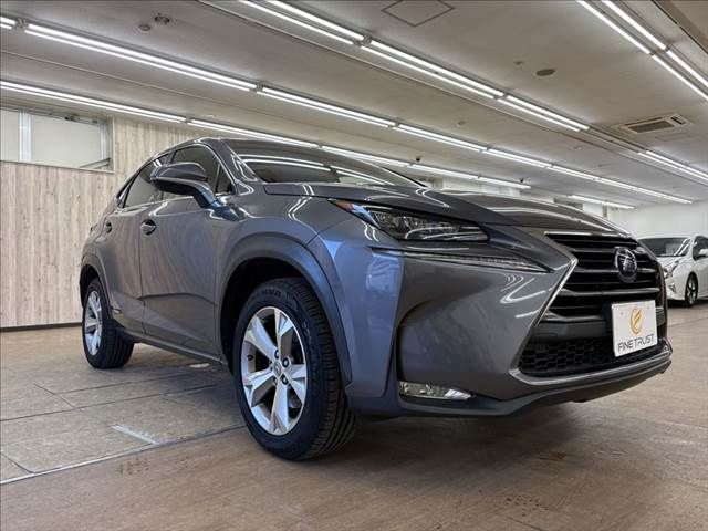 TOYOTA LEXUS NX300h 2015