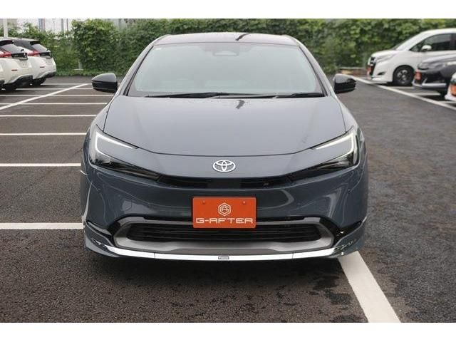 TOYOTA PRIUS 2023