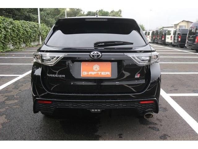 TOYOTA HARRIER 2WD 2017