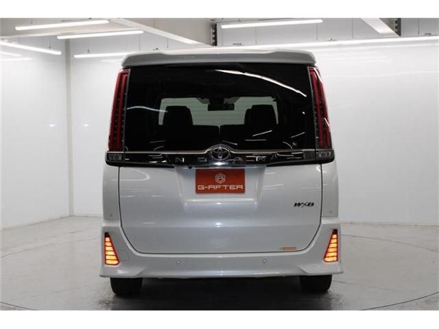 TOYOTA NOAH 2019