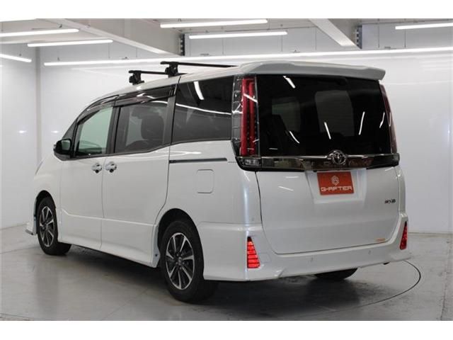 TOYOTA NOAH 2019