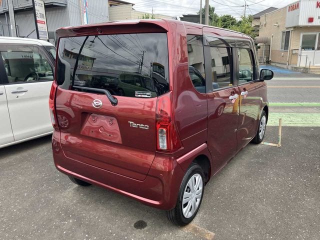 DAIHATSU TANTO 4WD 2022