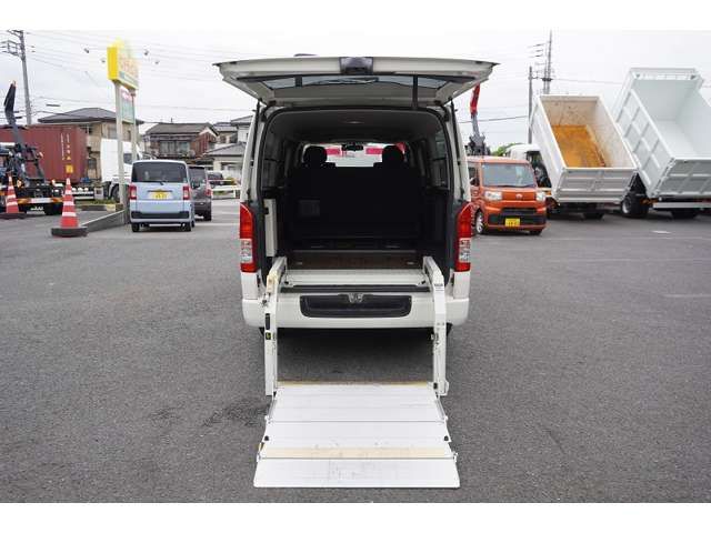 TOYOTA HIACE van 2WD 2018