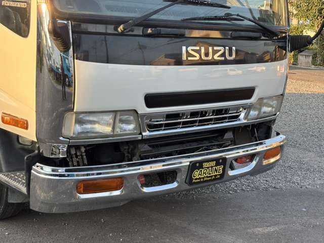 ISUZU FORWARD 2004