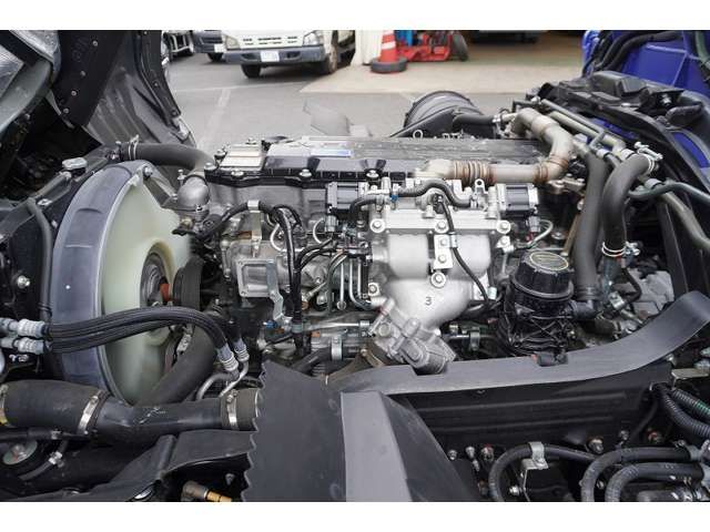 MITSUBISHI FUSOU FIGHTER 2023