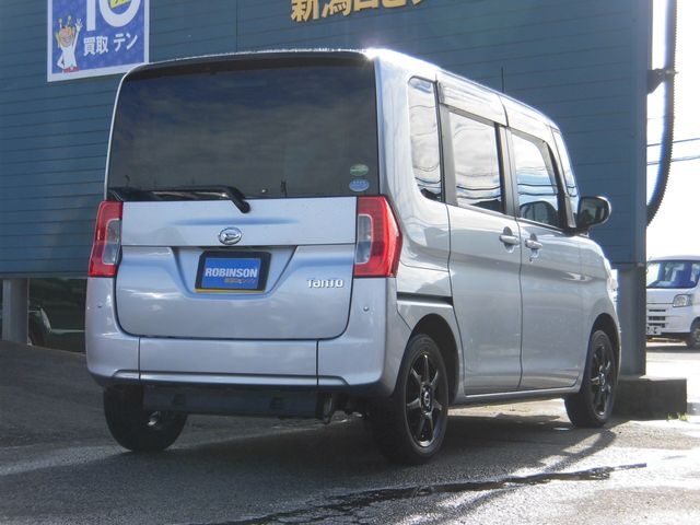 DAIHATSU TANTO 2019