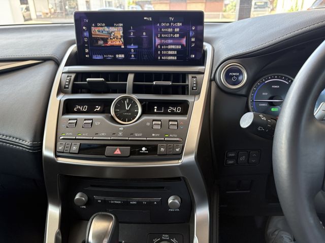 TOYOTA LEXUS NX300h AWD 2018