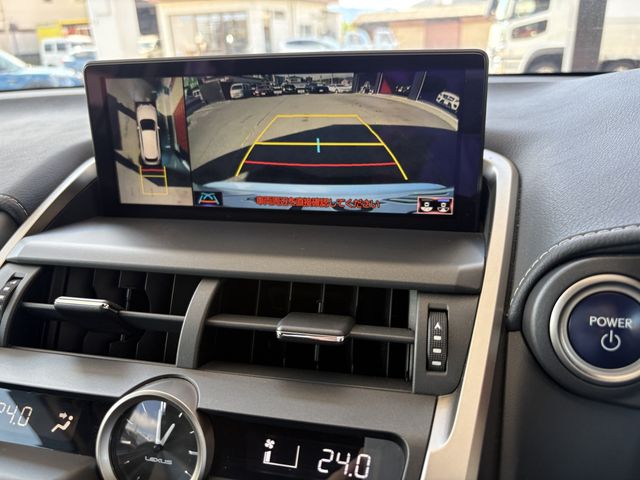 TOYOTA LEXUS NX300h AWD 2018