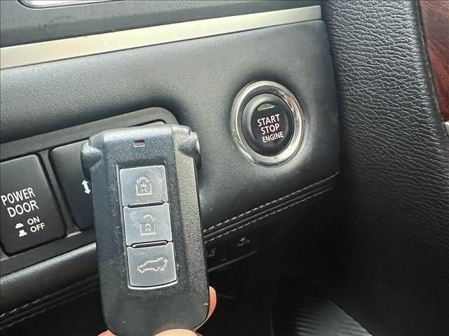 MITSUBISHI DELICA D:5 4WD 2019