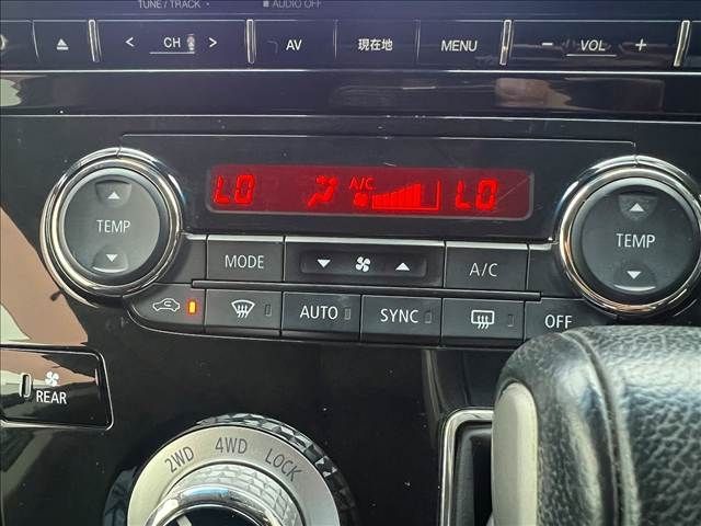 MITSUBISHI DELICA D:5 4WD 2019