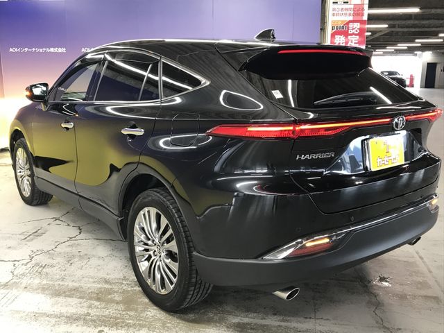 TOYOTA HARRIER 2WD 2021