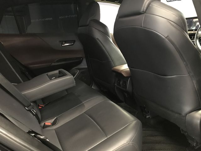 TOYOTA HARRIER 2WD 2021