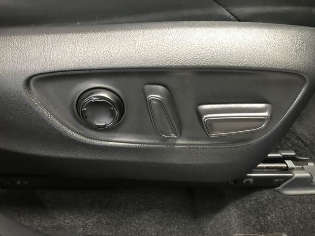 TOYOTA HARRIER 2WD 2021