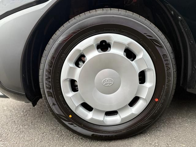 TOYOTA SIENTA HYBRID 2025