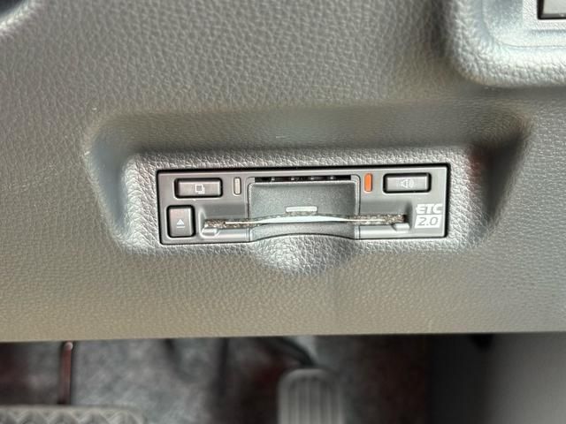 TOYOTA SIENTA HYBRID 2025