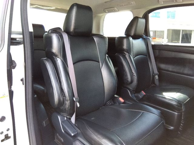 TOYOTA VELLFIRE 4WD 2018