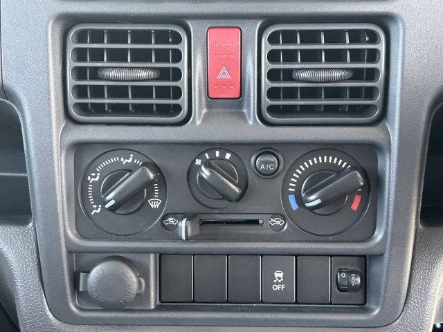 NISSAN NT100 CLIPPER 2023