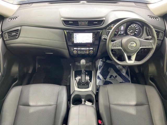 NISSAN X-TRAIL 2WD 2017