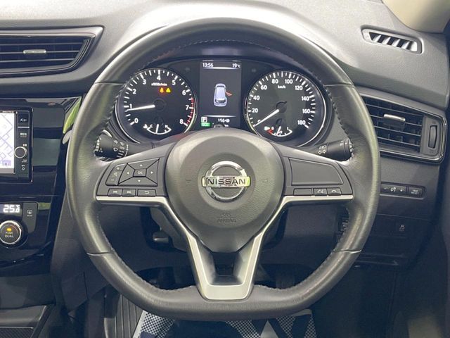 NISSAN X-TRAIL 2WD 2017