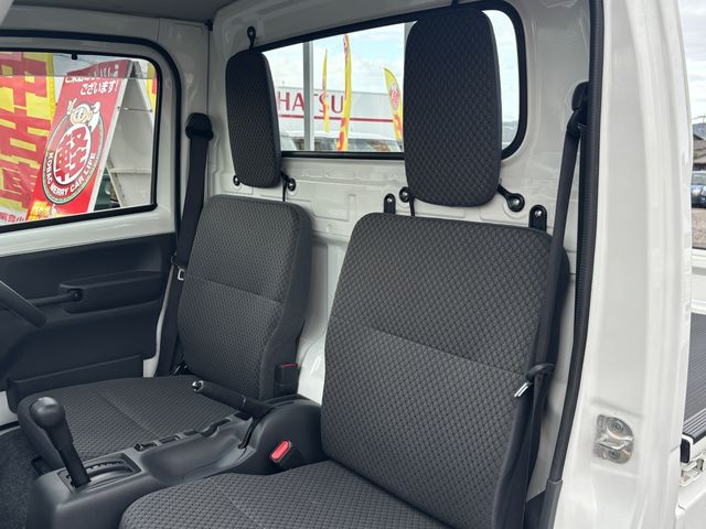 NISSAN NT100 CLIPPER 4WD 2023