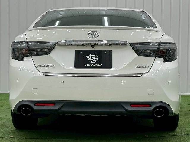 TOYOTA MARK X 2017