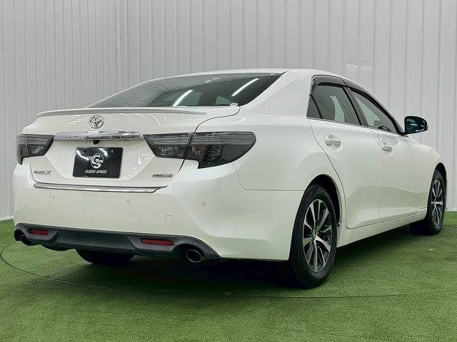 TOYOTA MARK X 2017