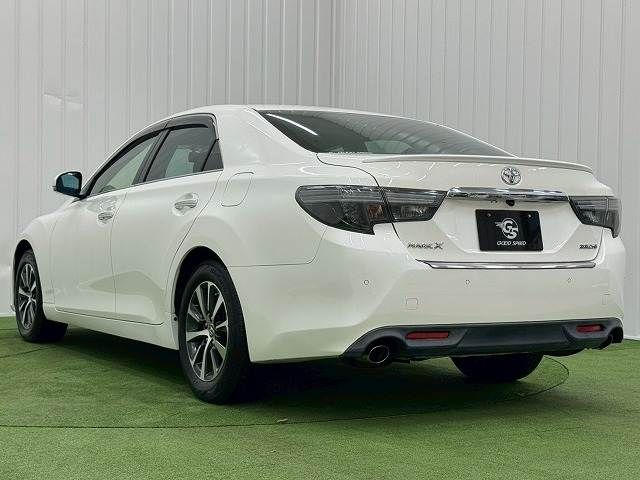 TOYOTA MARK X 2017
