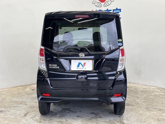 NISSAN DAYZ ROOX 2017