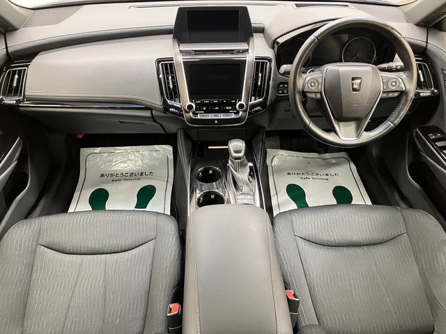 TOYOTA CROWN sedan hybrid 2018