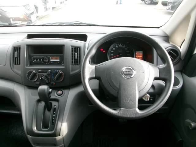 NISSAN NV200 VANETTE van 2018