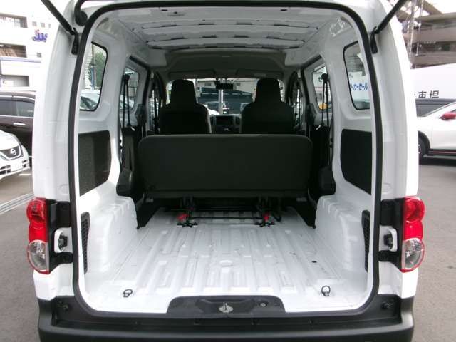 NISSAN NV200 VANETTE van 2018