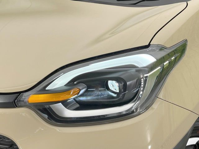 TOYOTA SIENTA HYBRID 2025