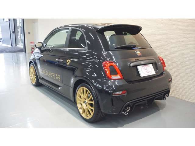 FIAT ABARTH 695 2025