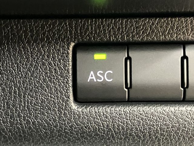 TOYOTA LEXUS UX200 2018