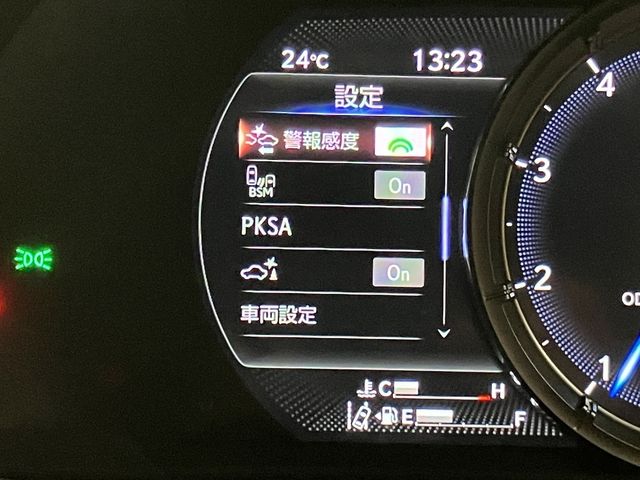 TOYOTA LEXUS UX200 2018