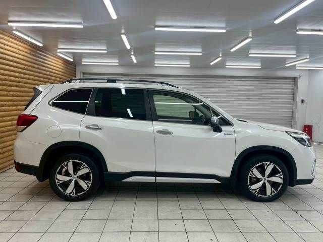 SUBARU FORESTER 2018